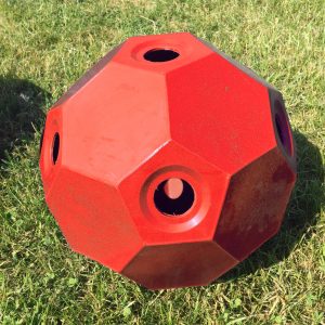 Parallax Small Holed Hay Play